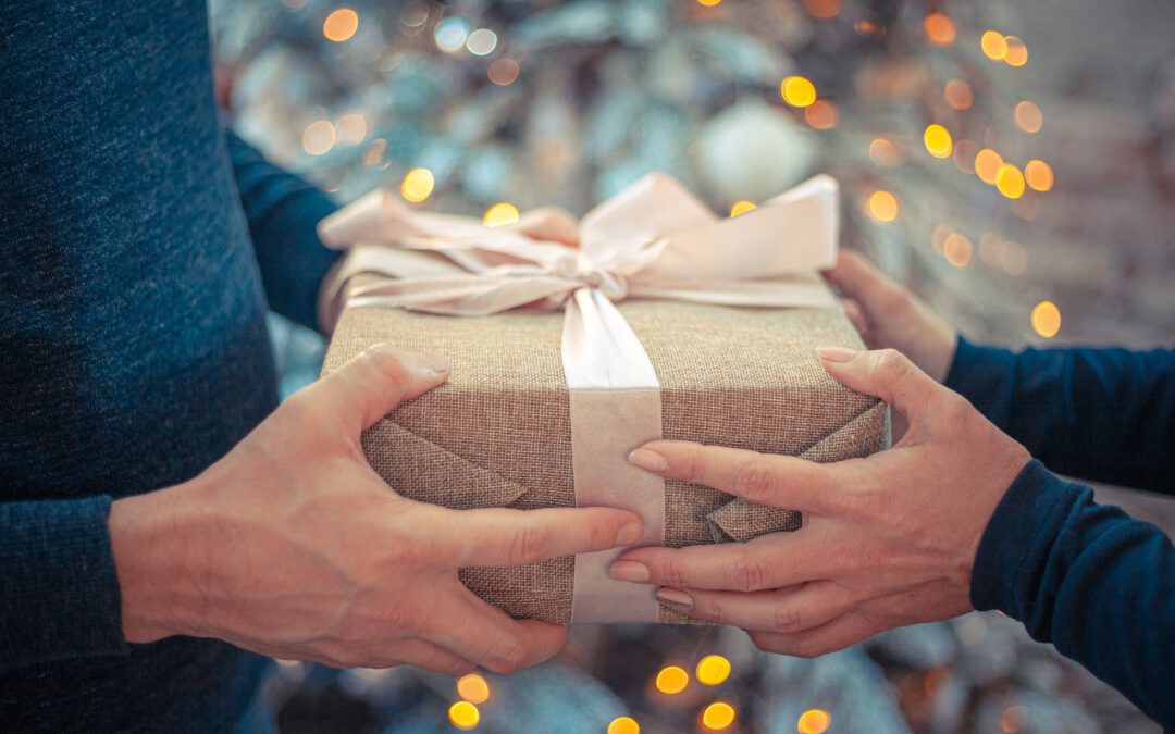 Nicht nur zur Weihnachtszeit  Geschenke klimafreundlich verpackt!